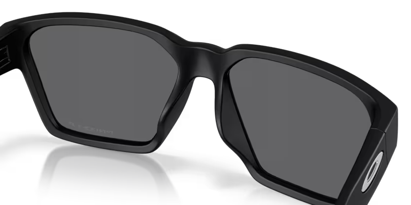 Oakley Briza Matte Black w/ Prizm Nlack Polar - PT
