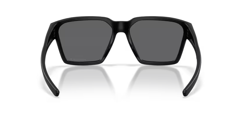 Oakley Briza Matte Black w/ Prizm Nlack Polar - PT