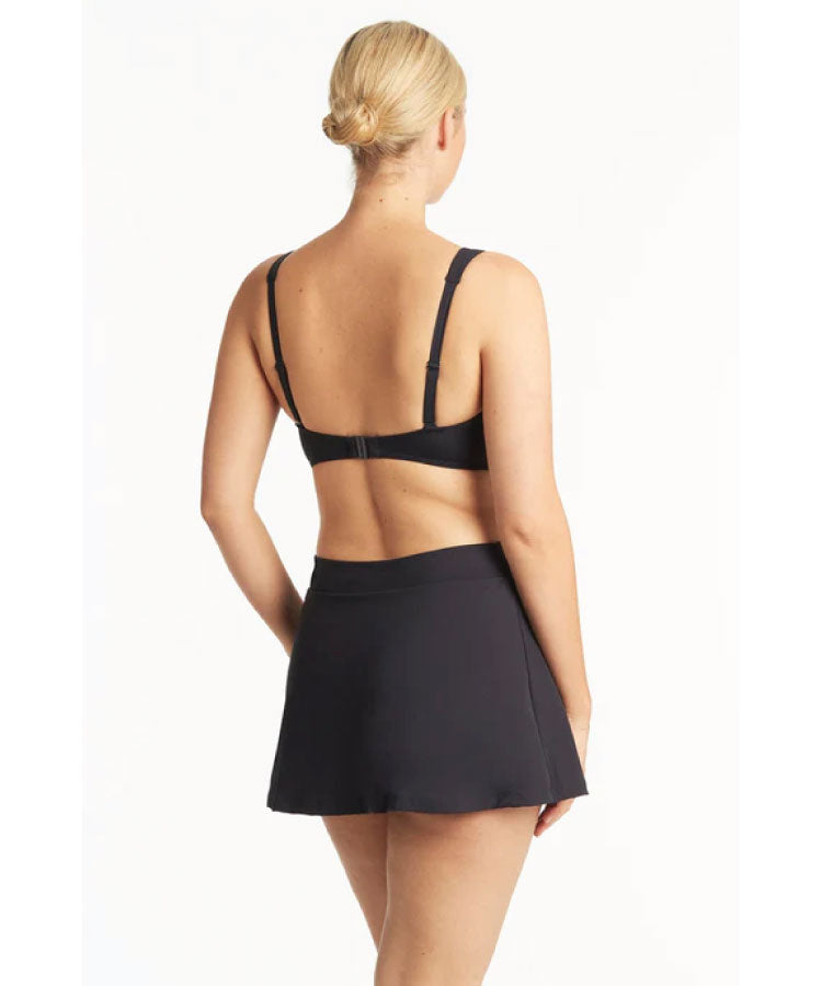 Sea Level Eco Essentials Cross Front Multifit Bra - Black