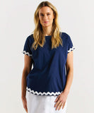 Betty Basic Sunny Tee - Navy/White