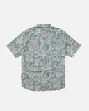 Short-sleeve shirt with a leaf pattern on a white background Salty Crew Drifter UV Button Up Shirt - Altantic Green