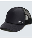 Oakley Flip Trucker 2.0 in Blackout front view showing the structured brim and tonal front branding, sold by Point Break Cambridge local family surf shop at 63 Duke street.